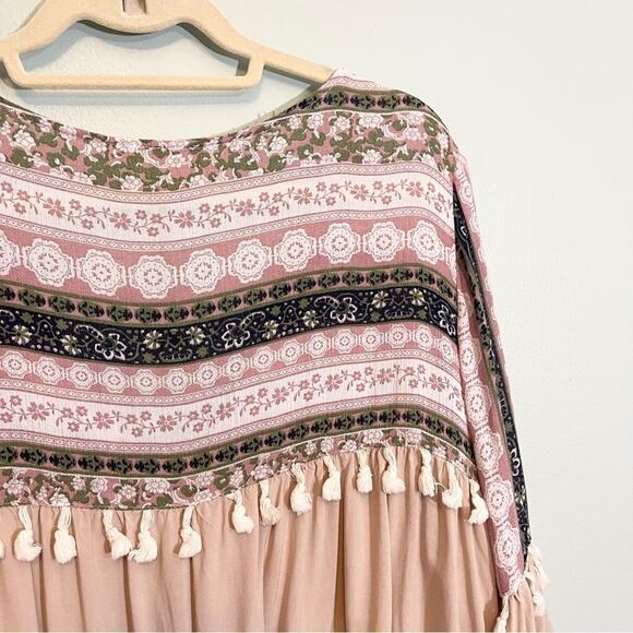 Listicle Women's Pink Floral Front Print Full Sleeves Blouse Size Large - Picture 10 of 12